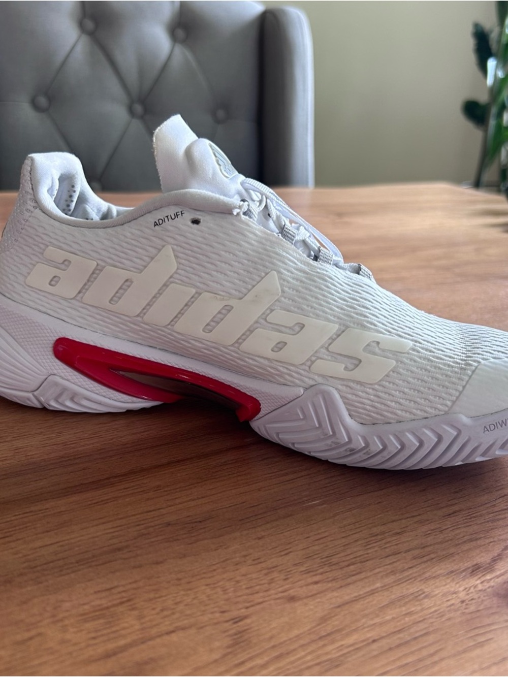 adidas Barricade Tennis Pickle Ball Shoes Size 5 Women’s